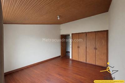 Casa de 4 alcobas en venta en Pontevedra, Bogotá, 238 m² · foto 11 de 20