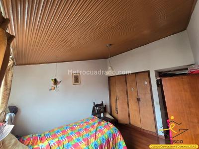 Casa de 4 alcobas en venta en Pontevedra, Bogotá, 238 m² · foto 12 de 20