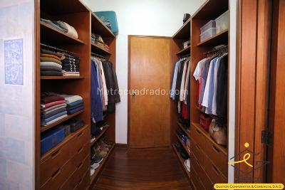Casa de 4 alcobas en venta en Pontevedra, Bogotá, 238 m² · foto 13 de 20