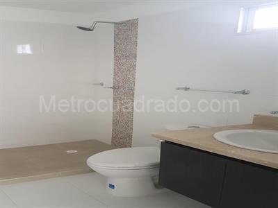 Apartamento de 3 alcobas en venta en Manga, Cartagena, 133 m² · foto 13 de 19