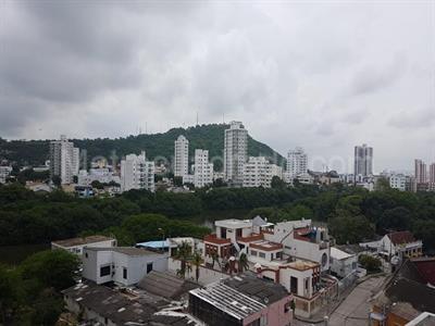 Apartamento de 3 alcobas en venta en Manga, Cartagena, 133 m² · foto 18 de 19
