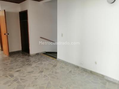 Casa de 5 alcobas en venta en El Batán, Bogotá, 389 m² · foto 13 de 14