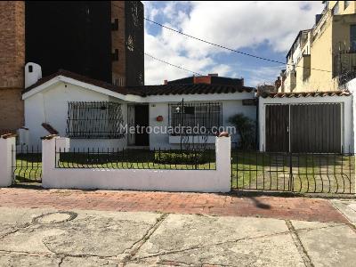 Casa de 5 alcobas en venta en Las Villas, Bogotá, 244 m² · foto 12 de 18