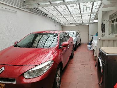 Casa de 5 alcobas en venta en Las Villas, Bogotá, 244 m² · foto 16 de 18
