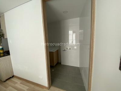 Apartamento en venta en Quinta Paredes, Bogotá · foto 3 de 16