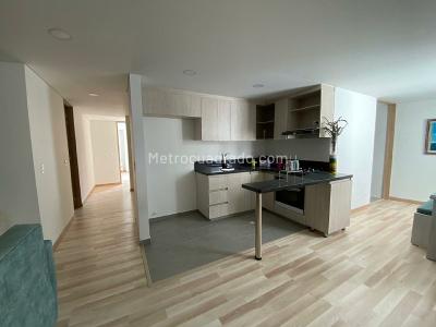 Apartamento en venta en Quinta Paredes, Bogotá · foto 7 de 16