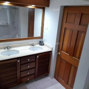 Casa de 5 alcobas en venta en Guaymaral, Bogotá, 633 m² · foto 17 de 20