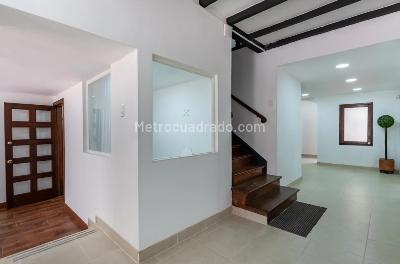 Casa de 5 alcobas en venta en Quinta Camacho, Bogotá, 404 m² · foto 16 de 20