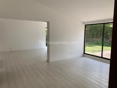 Casa de 4 alcobas en venta en Santa Barbara Alta, Bogotá, 666 m² · foto 11 de 20