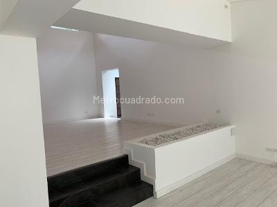 Casa de 4 alcobas en venta en Santa Barbara Alta, Bogotá, 666 m² · foto 12 de 20