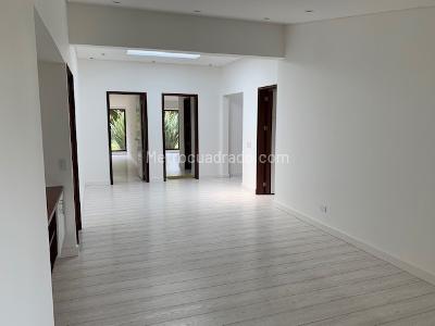 Casa de 4 alcobas en venta en Santa Barbara Alta, Bogotá, 666 m² · foto 14 de 20