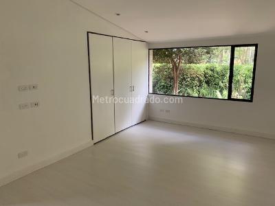 Casa de 4 alcobas en venta en Santa Barbara Alta, Bogotá, 666 m² · foto 17 de 20