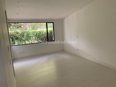 Casa de 4 alcobas en venta en Santa Barbara Alta, Bogotá, 666 m² · foto 19 de 20