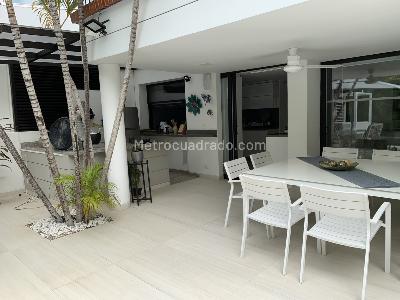 Casa de 4 alcobas en venta en Girardot, Girardot, 324 m² · foto 12 de 20