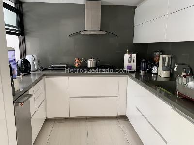 Casa de 4 alcobas en venta en Girardot, Girardot, 324 m² · foto 18 de 20