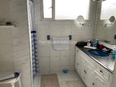 Apartamento en venta en Los Rosales, Bogotá · foto 11 de 20