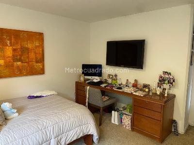 Apartamento en venta en Los Rosales, Bogotá · foto 18 de 20