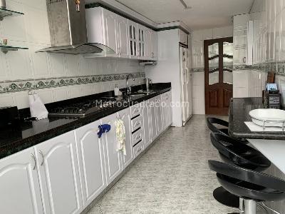 Casa de 3 alcobas en venta en Niza, Bogotá, 190 m² · foto 13 de 20