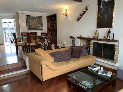 Casa de 3 alcobas en venta en Niza, Bogotá, 190 m² · foto 8 de 20