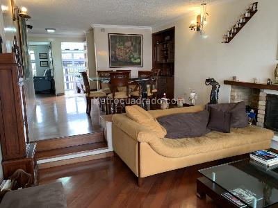 Casa de 3 alcobas en venta en Niza, Bogotá, 190 m² · foto 9 de 20