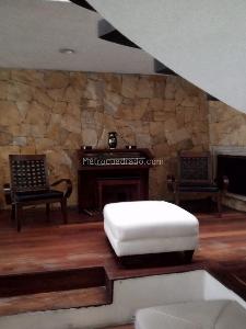 Casa en venta en Chico Norte, Bogotá · foto 2 de 14