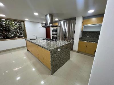 Casa de 4 alcobas en venta en Chico Alto, Bogotá, 830 m² · foto 7 de 20