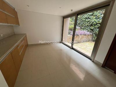 Casa de 4 alcobas en venta en Chico Alto, Bogotá, 830 m² · foto 8 de 20