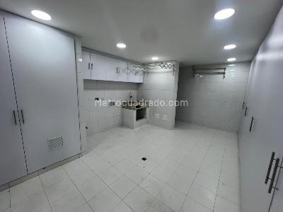 Casa de 4 alcobas en venta en Chico Alto, Bogotá, 830 m² · foto 9 de 20