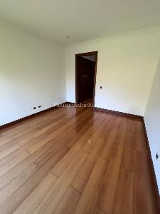 Apartamento de 3 alcobas en venta en Santa Barbara Alta, Bogotá, 295 m² · foto 15 de 20