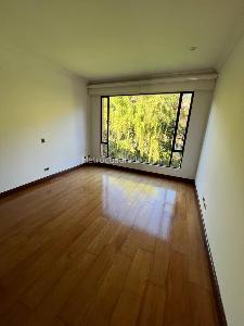 Apartamento de 3 alcobas en venta en Santa Barbara Alta, Bogotá, 295 m² · foto 17 de 20