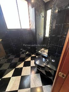 Apartamento de 3 alcobas en venta en Santa Barbara Alta, Bogotá, 295 m² · foto 19 de 20