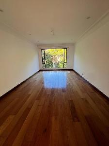 Apartamento de 3 alcobas en venta en Santa Barbara Alta, Bogotá, 295 m² · foto 8 de 20