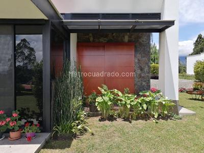 Casa de 3 alcobas en venta en Siria Circasia, Armenia, 1300 m² · foto 15 de 20