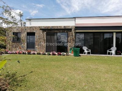 Casa de 3 alcobas en venta en Siria Circasia, Armenia, 1300 m² · foto 17 de 20