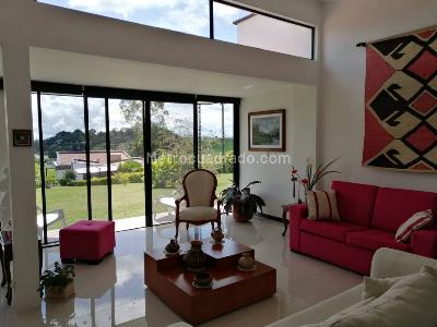 Casa de 3 alcobas en venta en Siria Circasia, Armenia, 1300 m² · foto 3 de 20