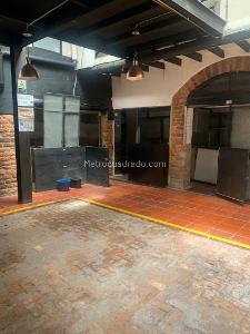 Casa en venta en Quinta Camacho, Bogotá, 937 m² · foto 2 de 16