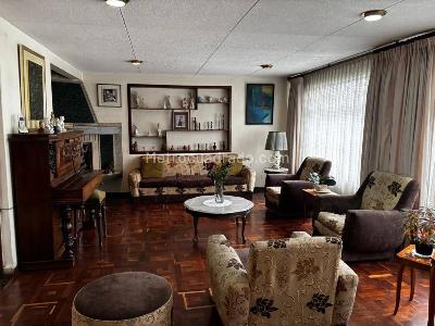 Casa de 5 alcobas en venta en Galerias, Bogotá, 324 m² · foto 7 de 20