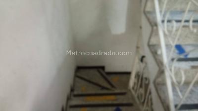 Casa de 5 alcobas en venta en San Benito, Bogotá, 156 m² · foto 5 de 14