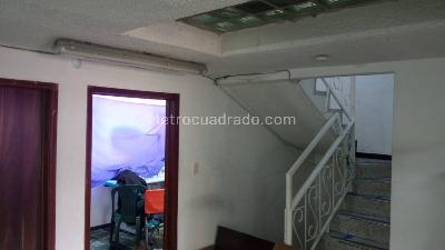 Casa de 5 alcobas en venta en San Benito, Bogotá, 156 m² · foto 12 de 14