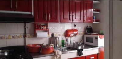 Casa de 5 alcobas en venta en Antonio Granados, Bogotá, 138 m² · foto 4 de 12