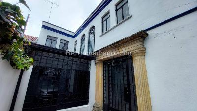 Casa de 5 alcobas en venta en Quinta Camacho, Bogotá, 500 m² · foto 12 de 12