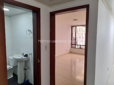 Casa en venta en Polo Club, Bogotá · foto 9 de 15