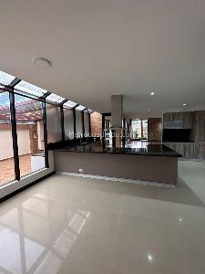 Casa en venta en San Jose De Bavaria, Bogotá · foto 7 de 20