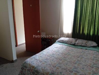 Apartamento en venta en Villas De Granada, Bogotá · foto 4 de 20