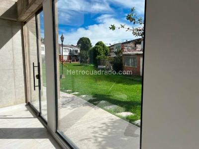 Apartaestudio en arriendo en La Floresta Norte, Bogotá, 32 m² · foto 9 de 14