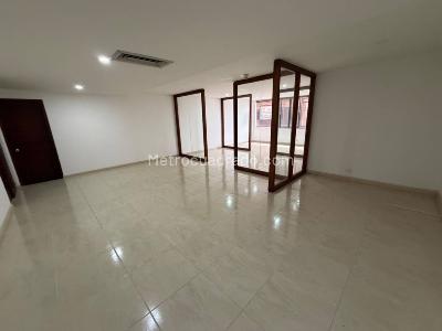Oficina en Arriendo, Porciuncula, Bogotá D.C.