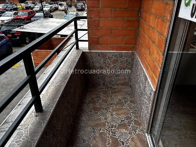 Apartamento en arriendo en Castilla, Bogotá · foto 2 de 20