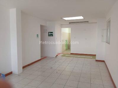 Casa de 5 alcobas en venta en La Cabaña Engativa, Bogotá, 700 m² · foto 3 de 20