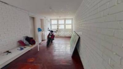 Casa de 5 alcobas en venta en La Victoria, Bogotá, 821 m² · foto 19 de 20