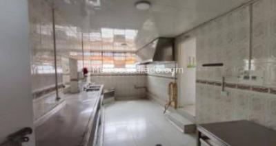 Casa de 5 alcobas en venta en La Victoria, Bogotá, 821 m² · foto 3 de 20